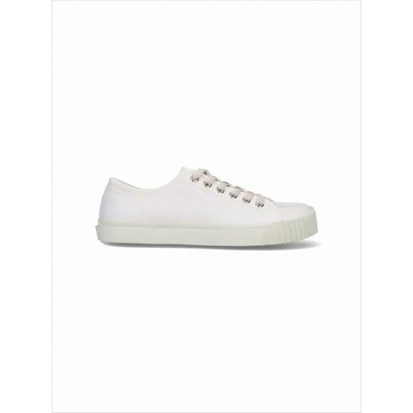 Maison Margiela Low-Top Split-Toe Sneakers With Minimalist Aesthetic - NWT